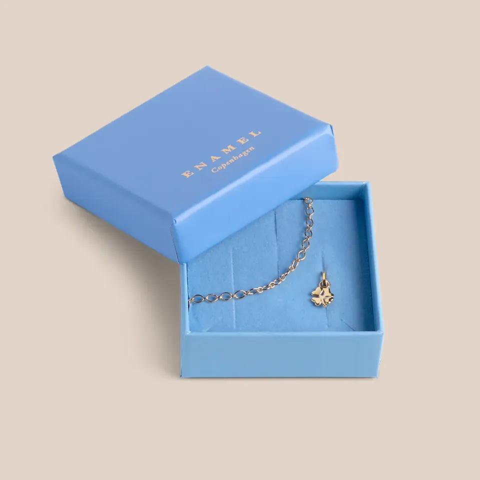 ENAMEL Copenhagen Charm armbånd stack clover gull gave