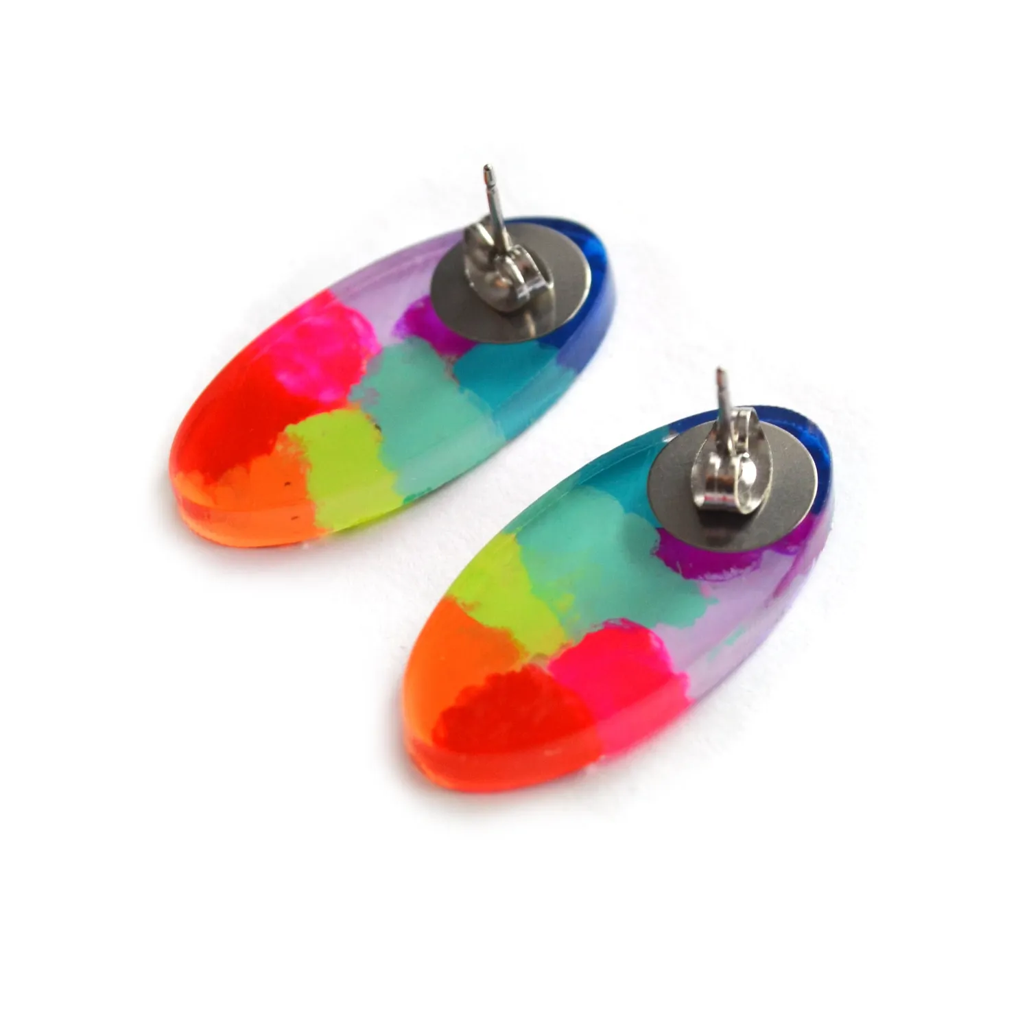 BooandBooFactory Rainbow Oval øredobber stud regnbue