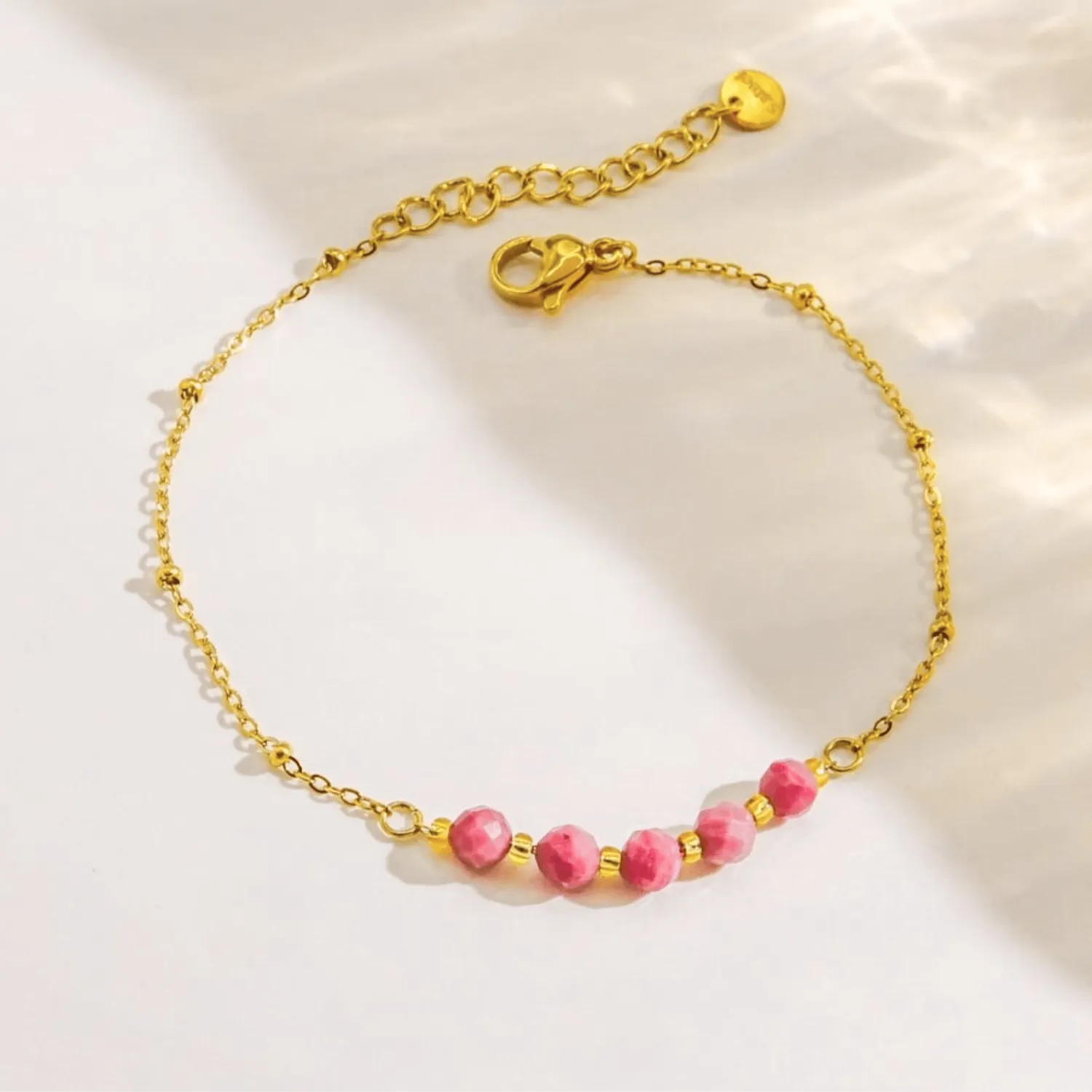 Mea Nani Pink Love armbånd 18K gullbelagt rosa