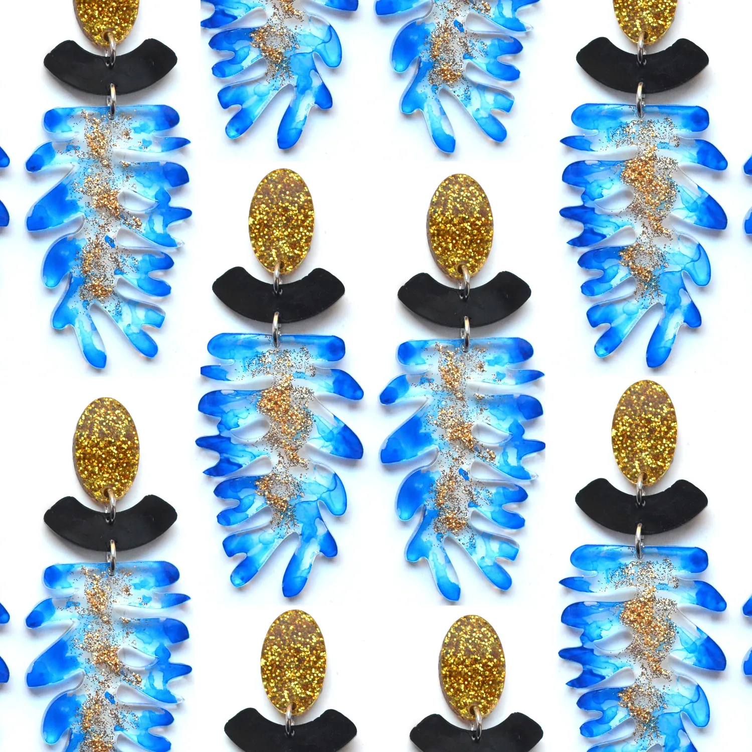 BooandBooFactory Blue Seaweed Leaf øredobber blå gullglitter