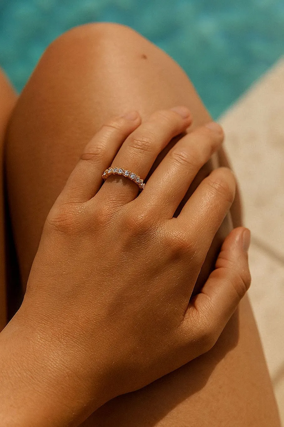 Mea Nani Celeste ring gull zirkonia hvit 17
