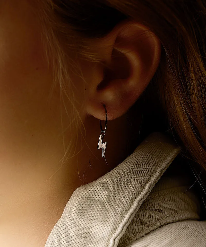 Blomdahl Ear Ring Pendant Flash øredobber titan 14 mm