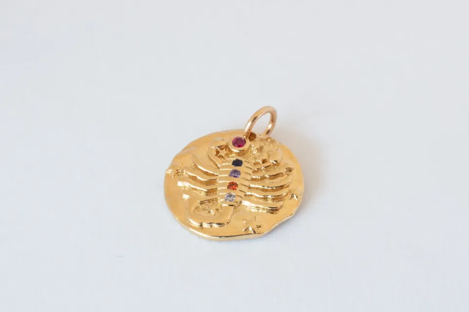 Eremis Scorpio charm stjernetegn 15 mm
