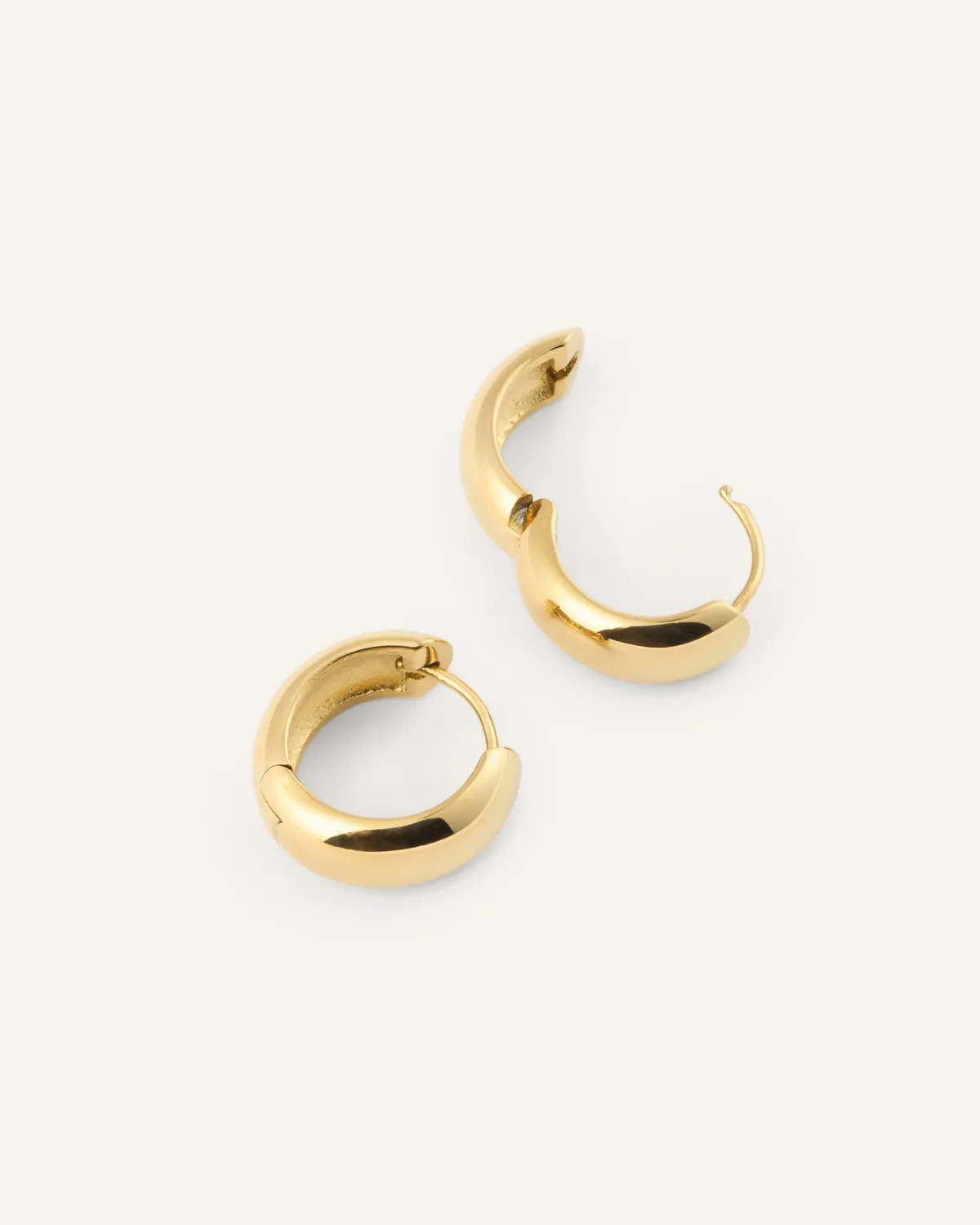 Mockberg Brave Small Hoops øredobber gull 15,5 mm