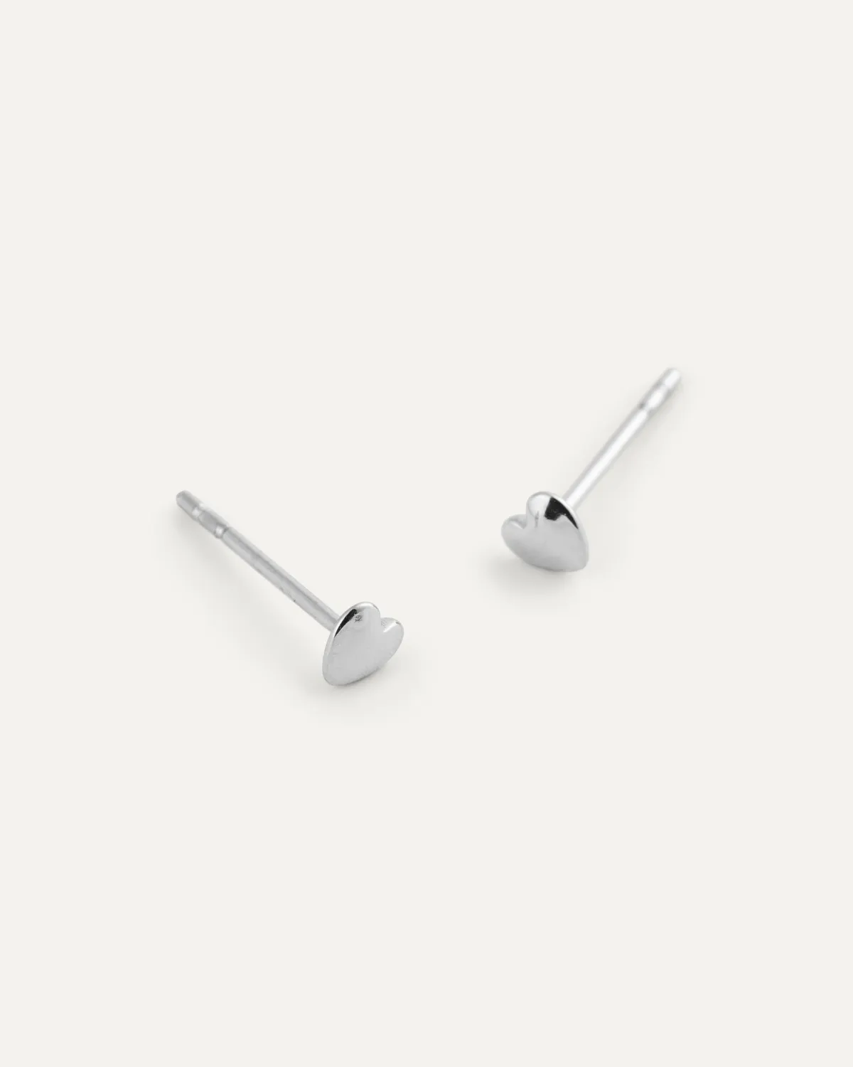 Mockberg Love Small Studs hjerteøredobber sølv 4 mm