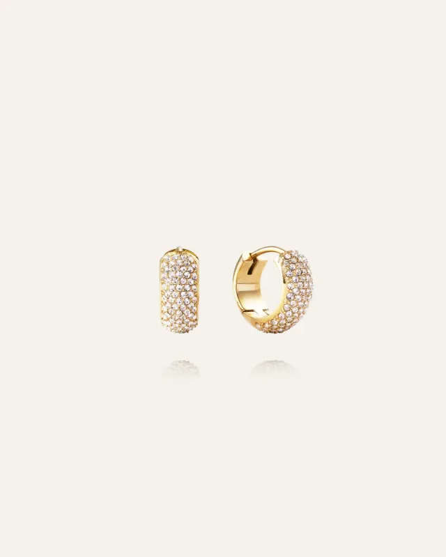Mockberg Amour Hoops Small øredobber gull 14 mm stein