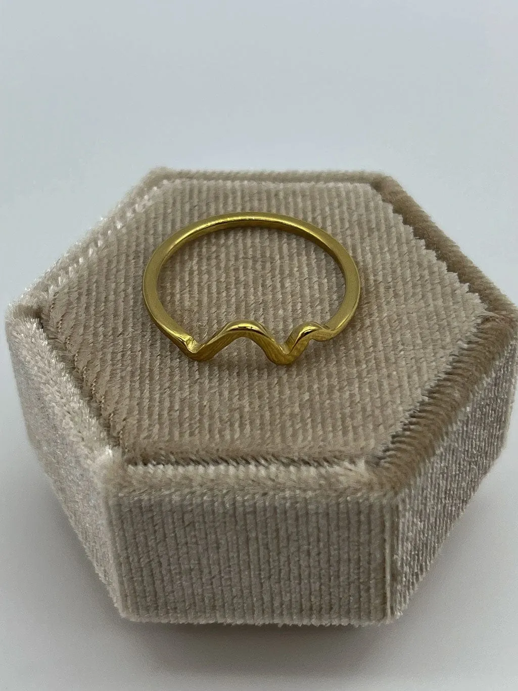 Mea Nani Seraphina ring gull 14K bølget