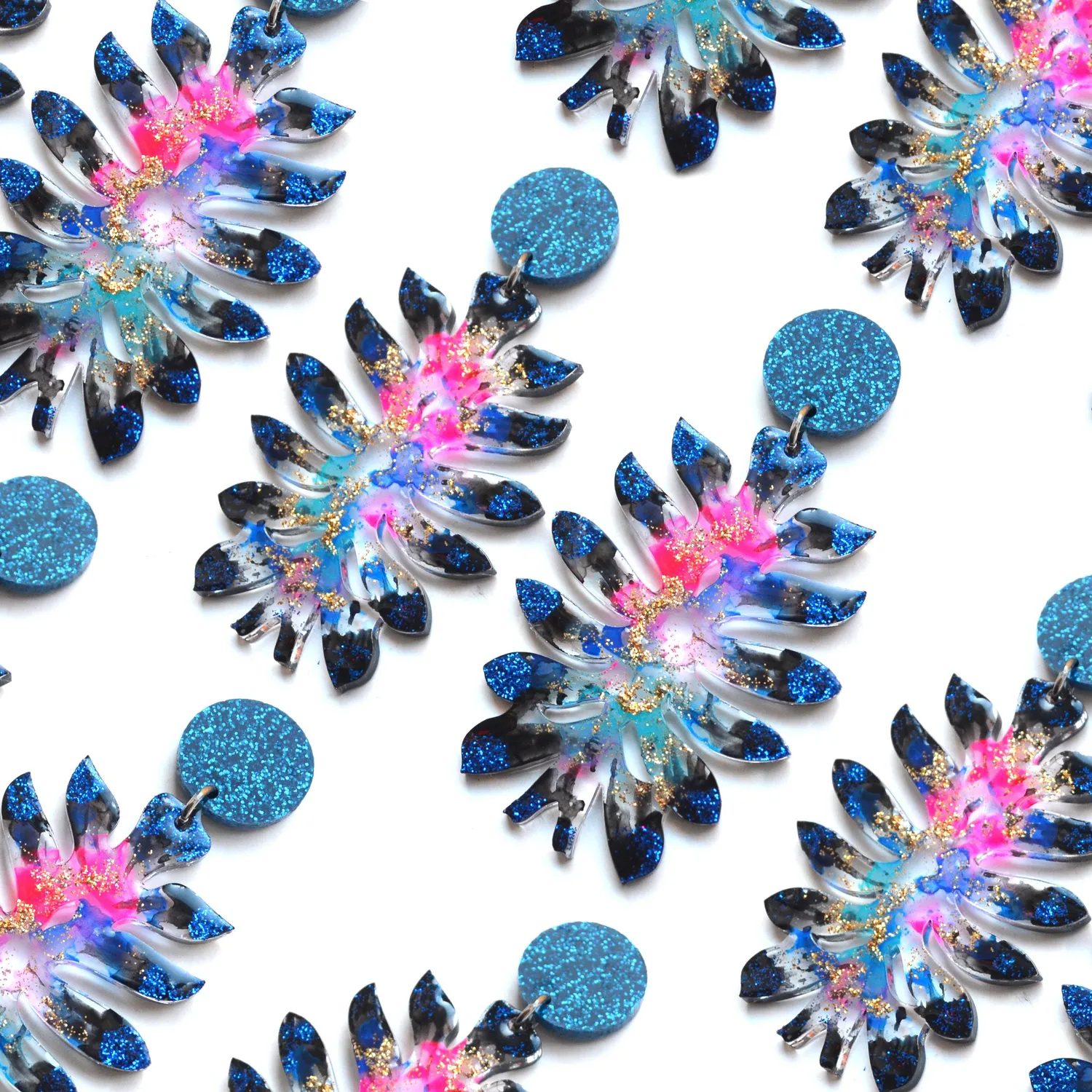 BooandBooFactory Space Flower statement øredobber glitter