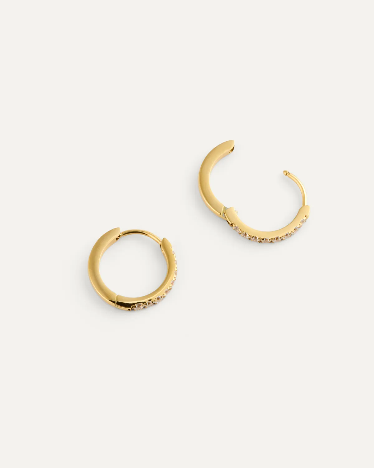 Mockberg Shiny Hoops Medium øredobber gull 16 mm