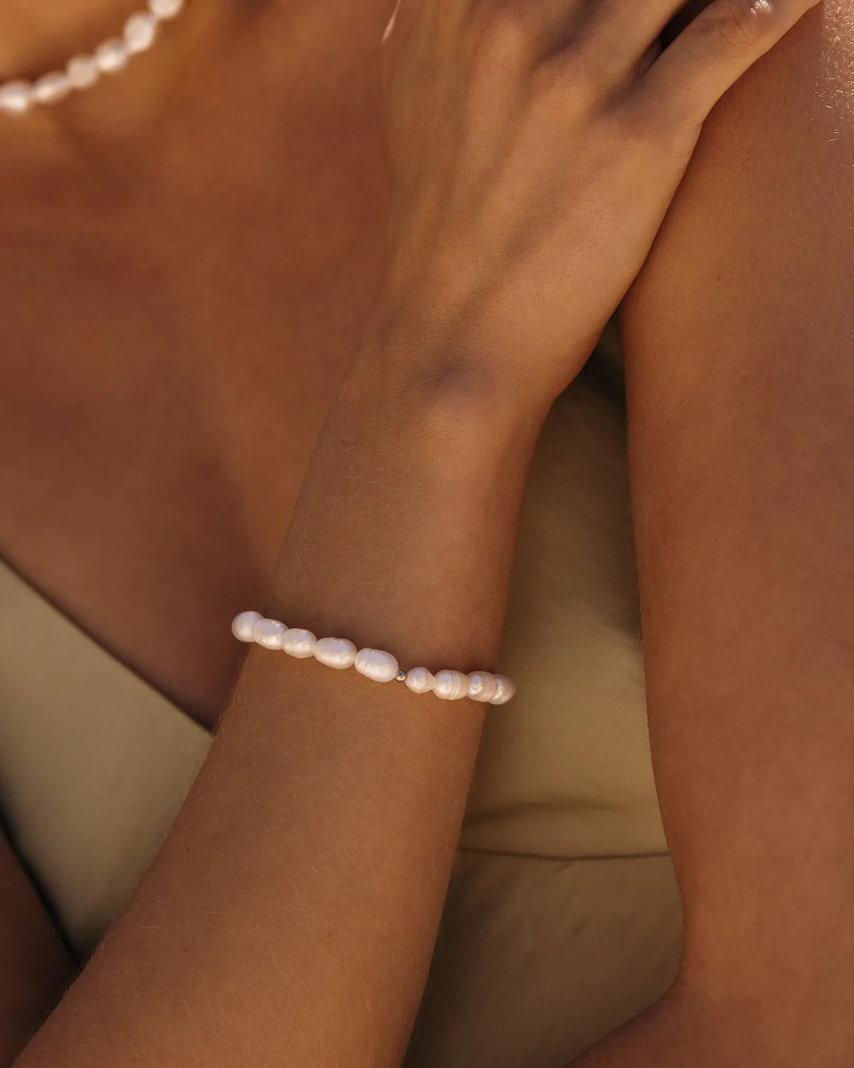 Mockberg Aura Pearl perlearmbånd Small 150 mm stål