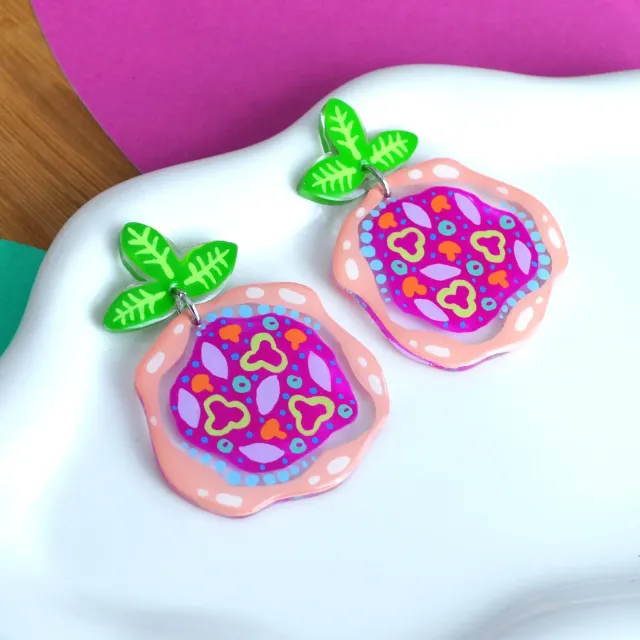 BooandBooFactory Magenta Pizza øredobber akryl grønn