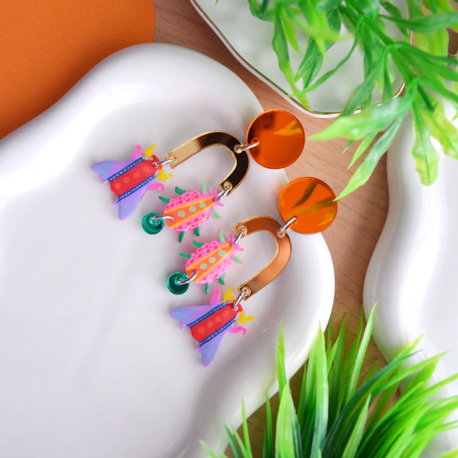 BooandBooFactory Orange Arch Insect øredobber 64 mm