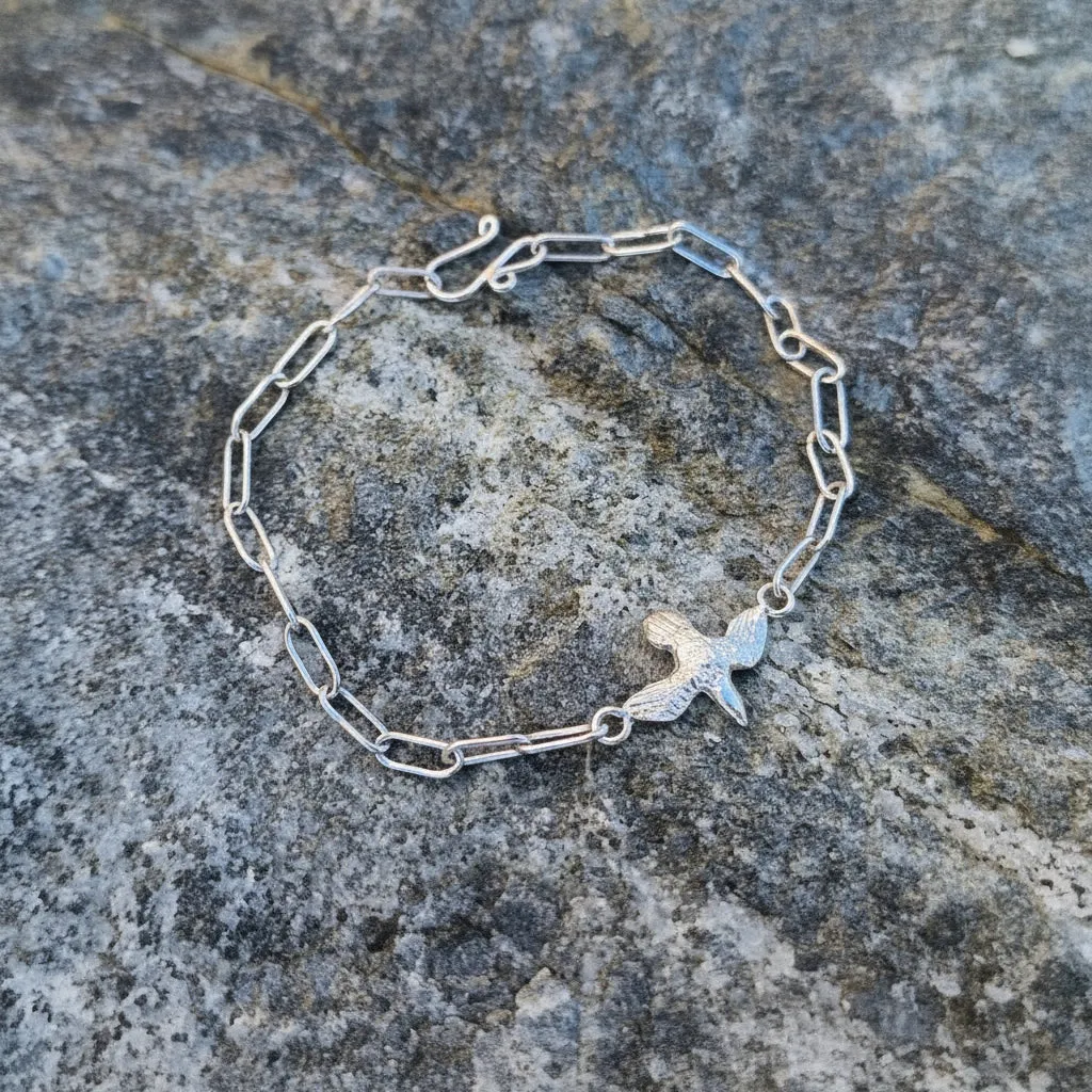 Kunstnerbonden Fri som fuglen armbånd sølv fugl