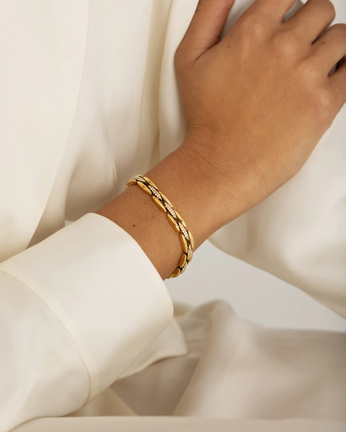 Mockberg Illume armbånd Small gull pavé