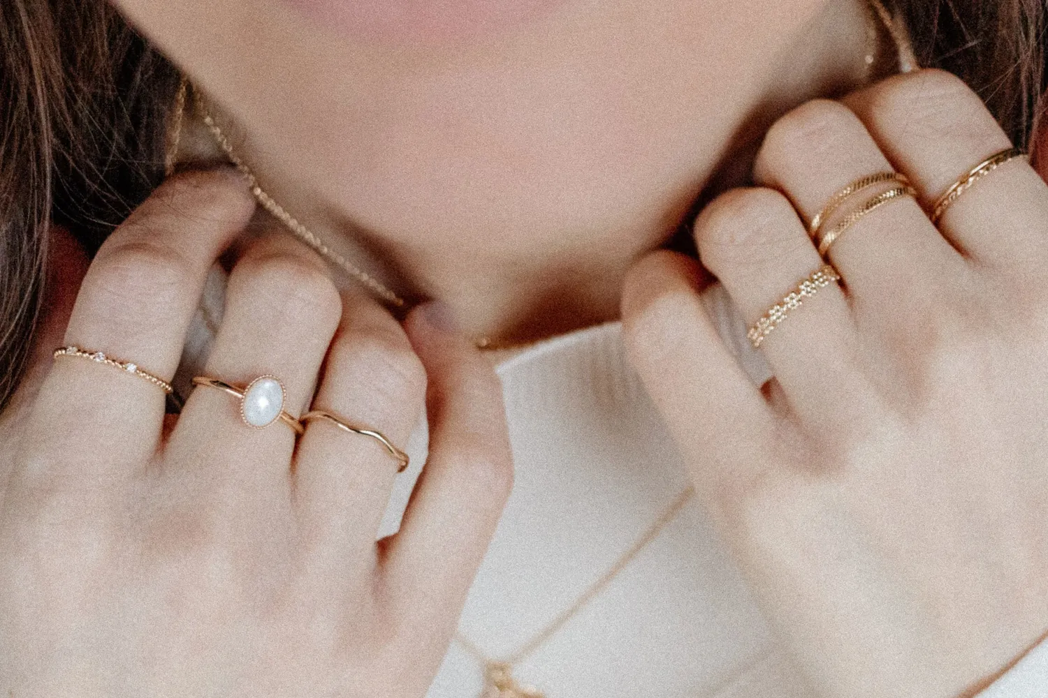 Eremis Carine ring 18k gull zirkonia