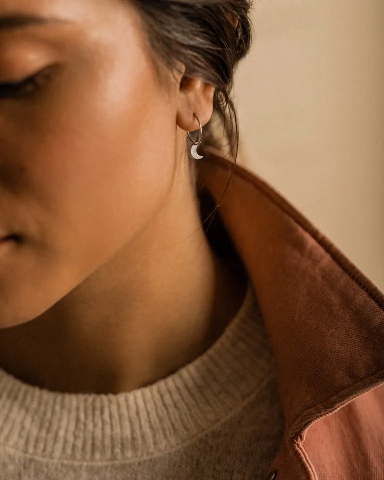 Blomdahl Ear Ring øredobber 14 mm Pendant Moon titan