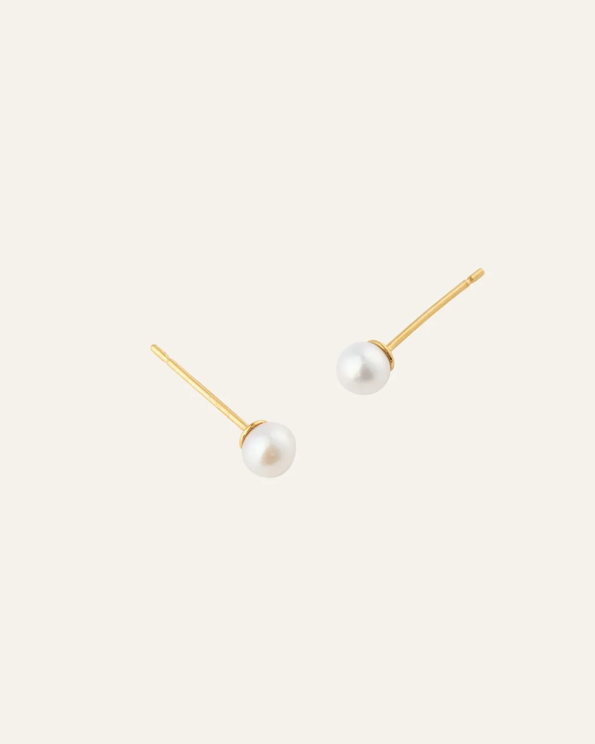 Mockberg Pearl Studs Small øredobber gull perle