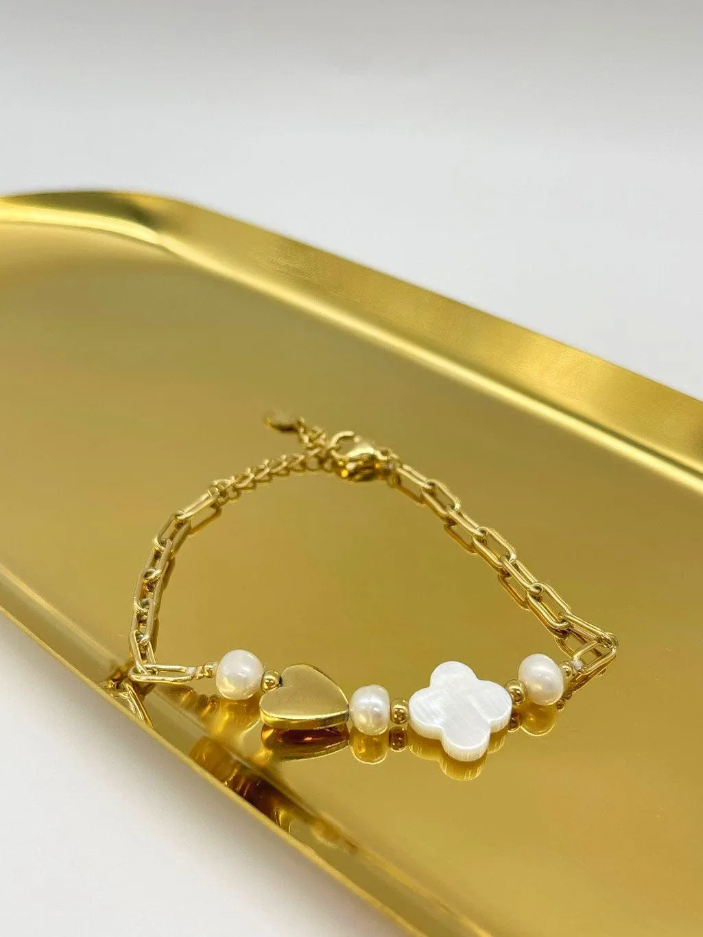 Mea Nani Stephany armbånd skjell 14K gull 16-19 cm