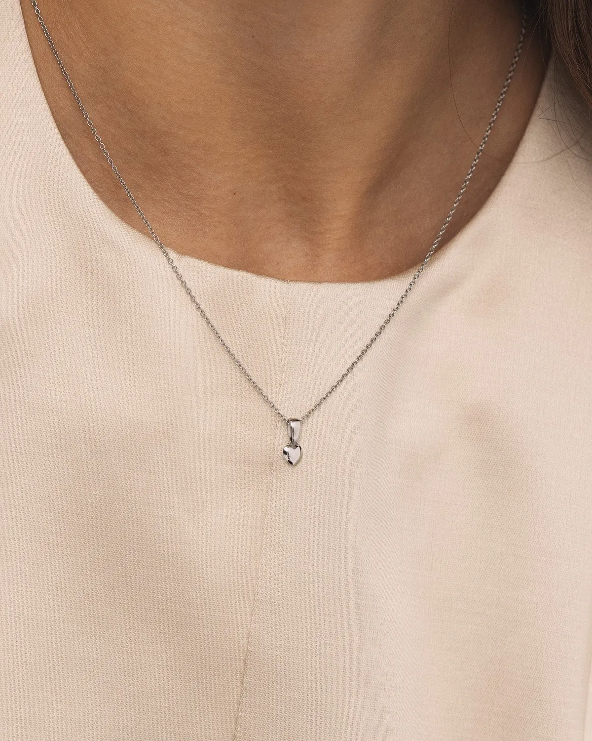 Mockberg Sweetheart Small halssmykke sølv hjerte 4mm stål