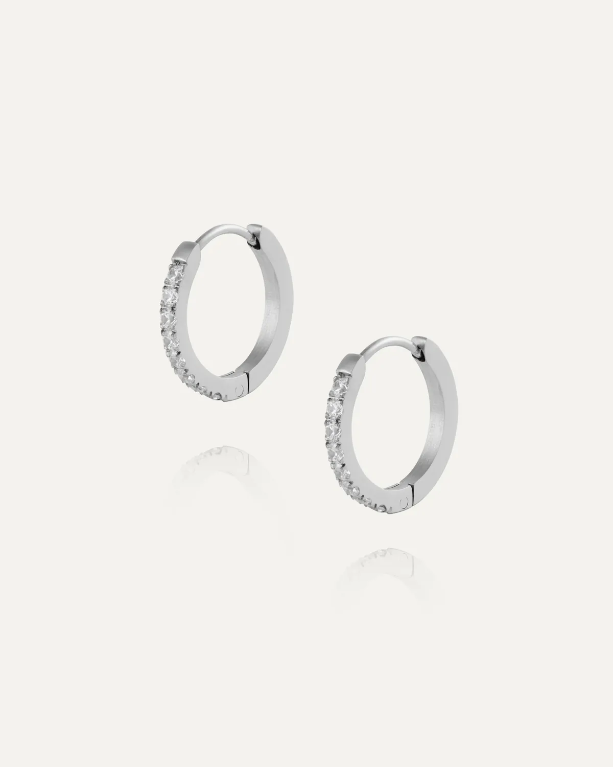 Mockberg Shiny hoops medium øredobber sølv 16 mm