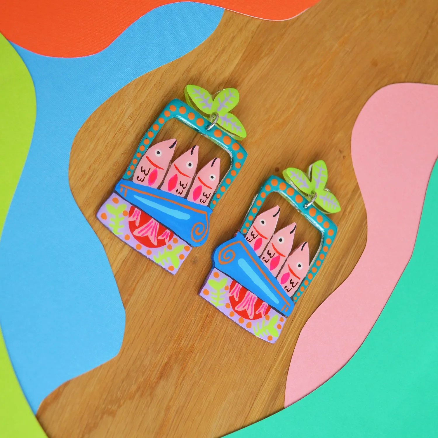 BooandBooFactory Pink Sardine Tin Fish øredobber blå grønn