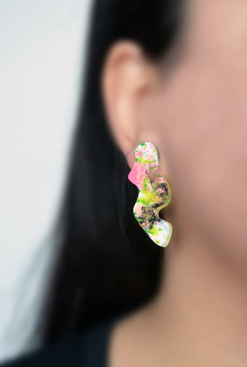BooandBooFactory Pink Green Squiggle studøredobber bølge