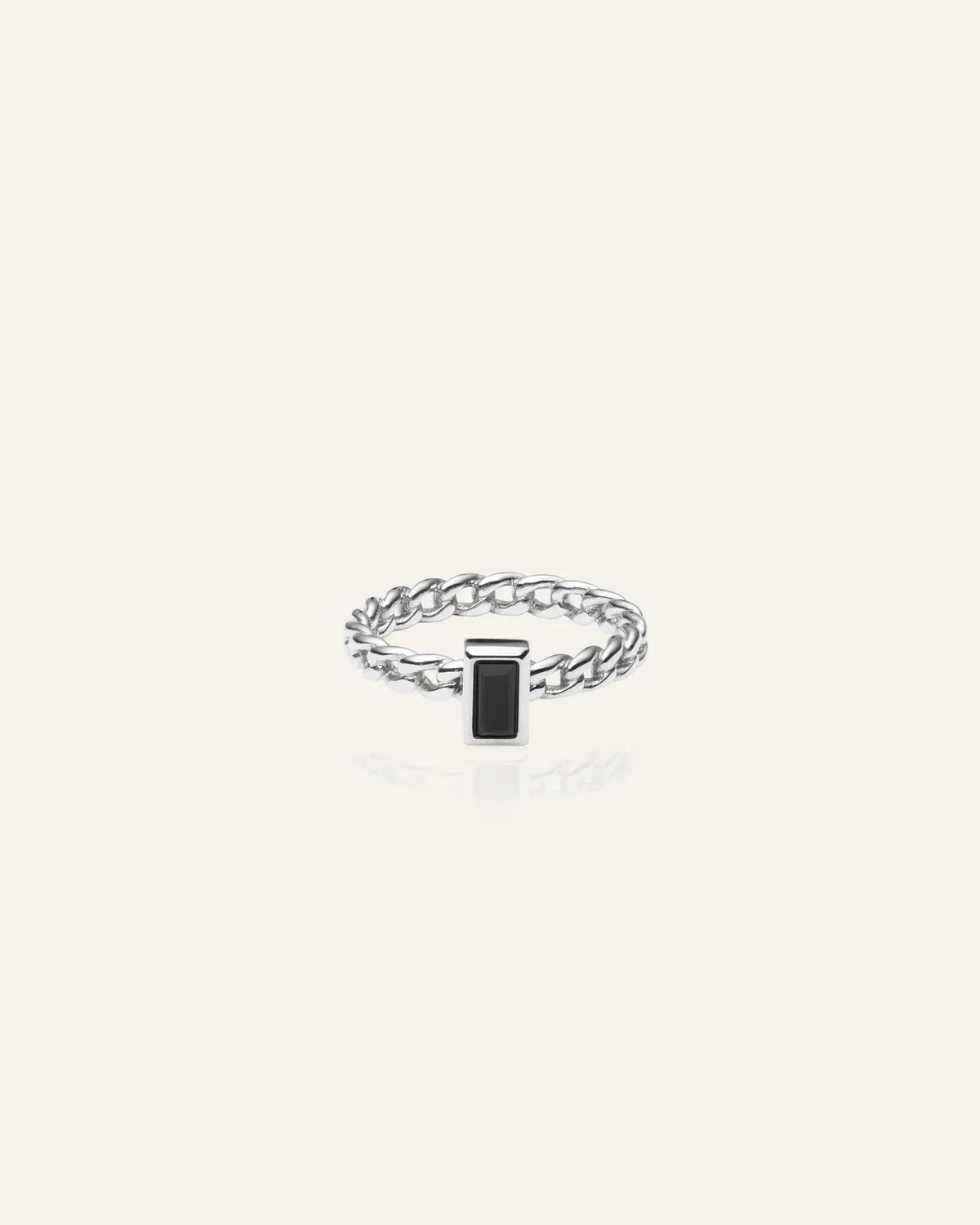 Mockberg Sanne Karolina ring 50 sølv svart stein