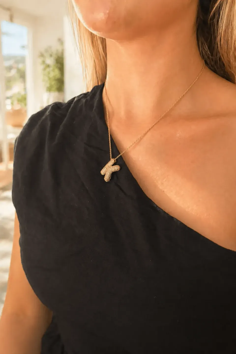 Mea Nani Diamond Initial bokstavsmykke gull A-Z med zirconia
