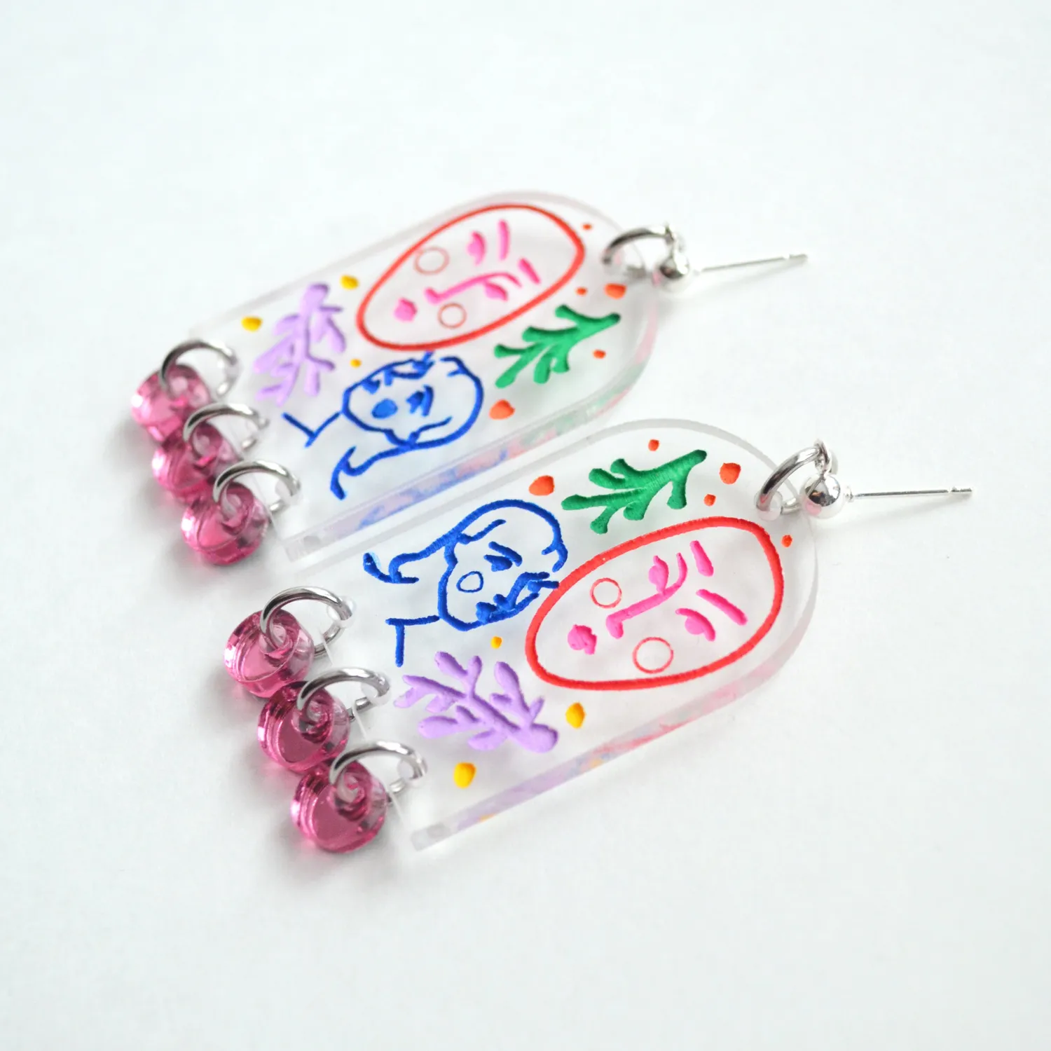 BooandBooFactory Clear Arch with Laser Cut Faces dangle-øredobber