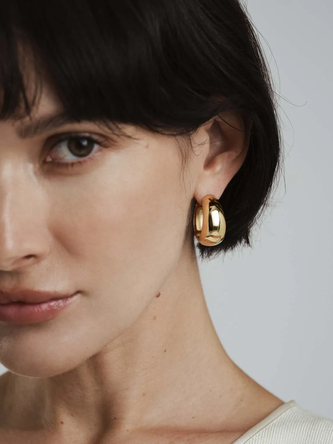 Mockberg Aura Bold hoops gull 25 mm vanntett
