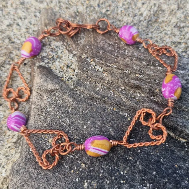 Kunstnerbonden Vilja armbånd kobber polymer justerbart