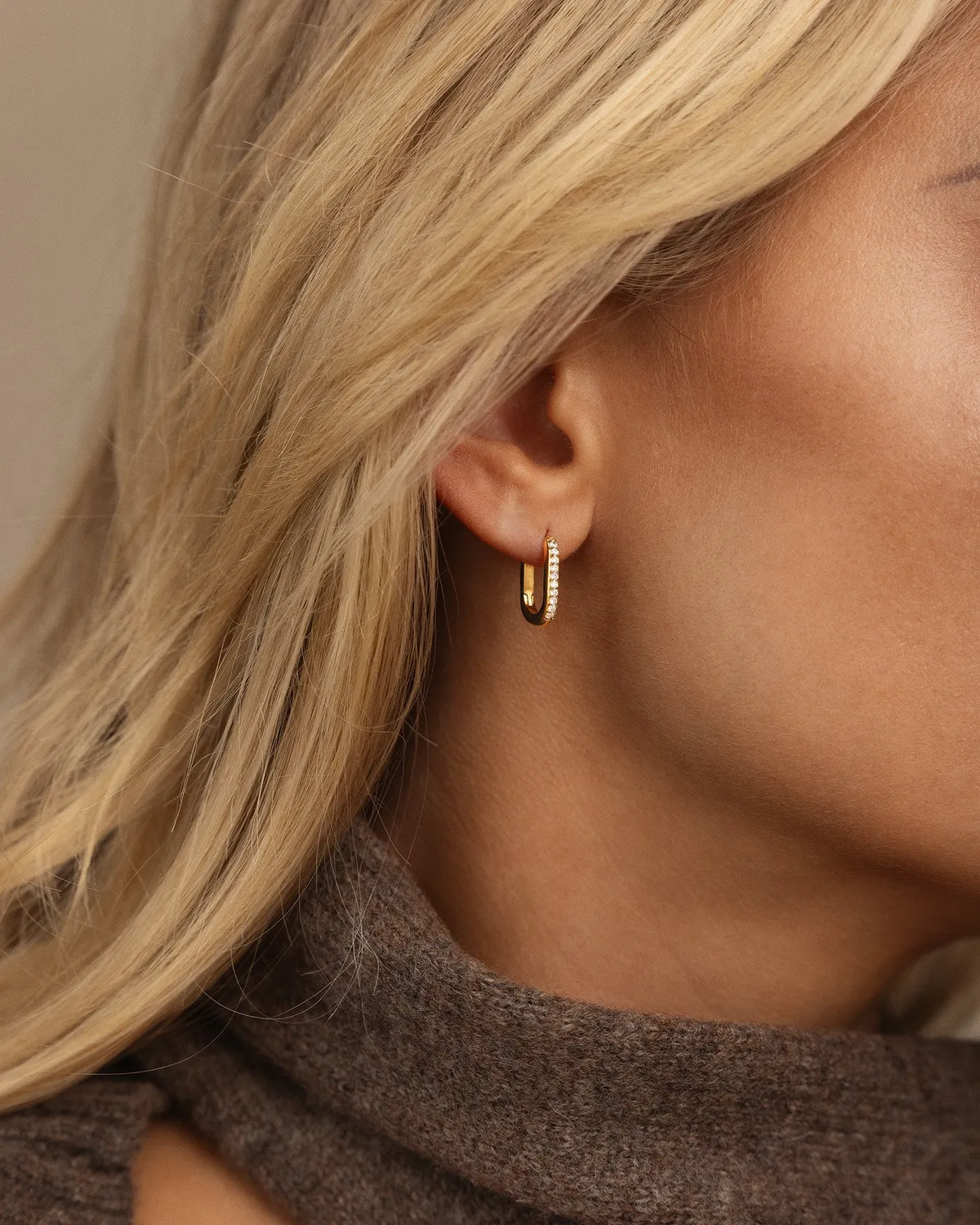 Mockberg Sparkle Small U-Hoops øredobber gull 15 mm