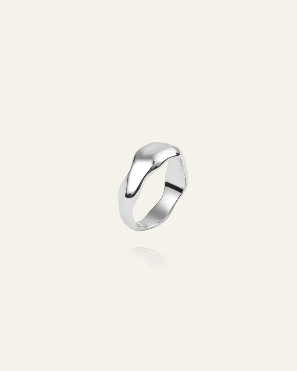 Mockberg Wavy Bolded Large ring sølv bølge