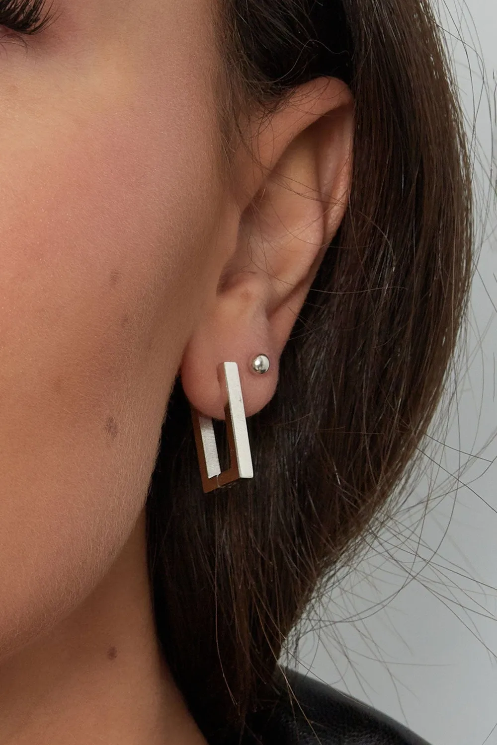 Mea Nani Basic Rectangle Hoops Medium sølv rektangulær
