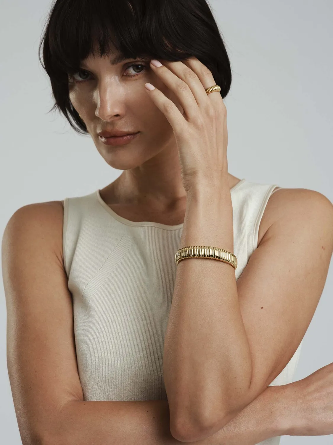 Mockberg Retro Ribbed Bangle armring gull 13 mm