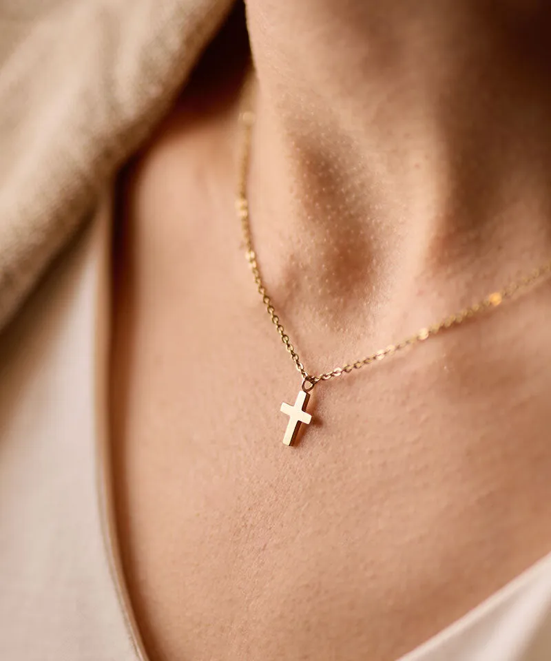 Blomdahl Plain Cross anheng 11 mm gull stål kors