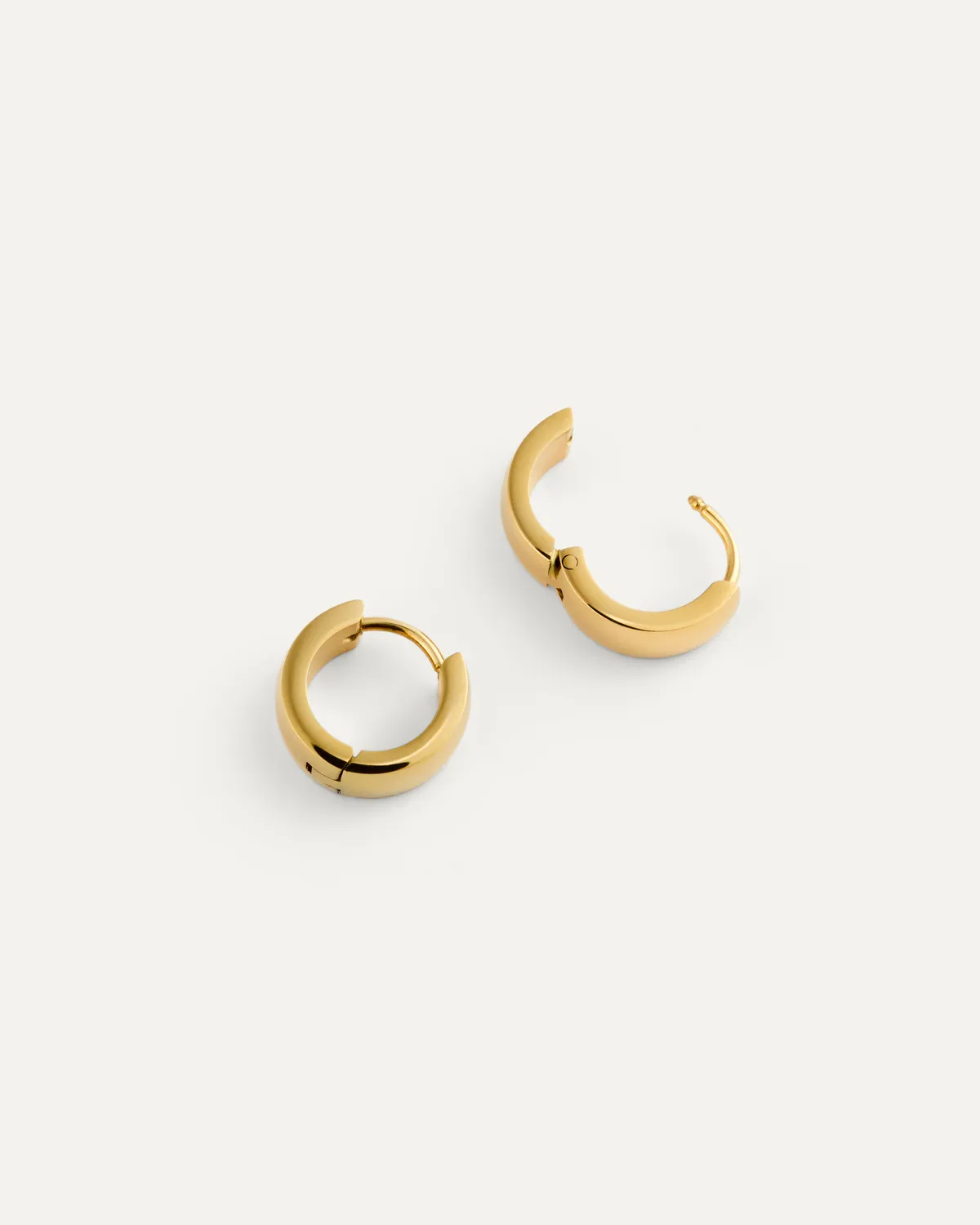 Mockberg Chunky Hoops Small øredobber gull 13 millimeter