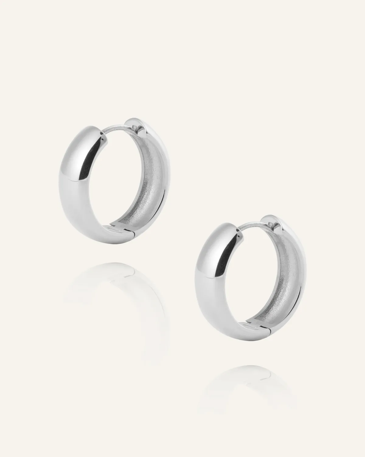 Mockberg Brave Medium Hoops øreringer sølv 20 mm stål