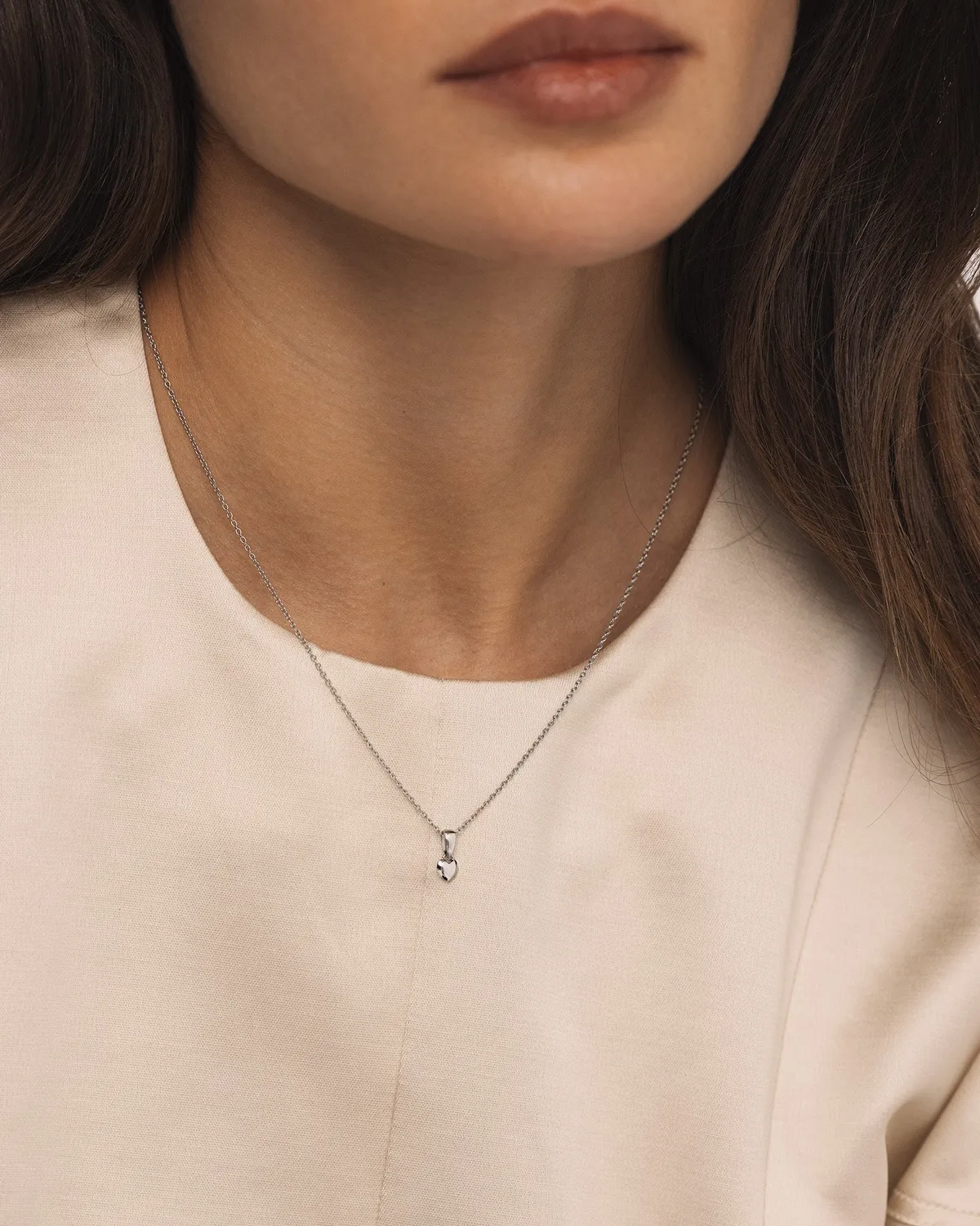Mockberg Sweetheart Small halssmykke sølv hjerte 4mm stål
