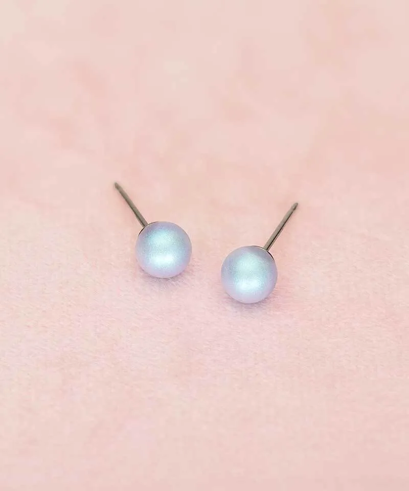 Blomdahl Pearl øredobber titan Rainbow shimmer 6 mm 8 mm