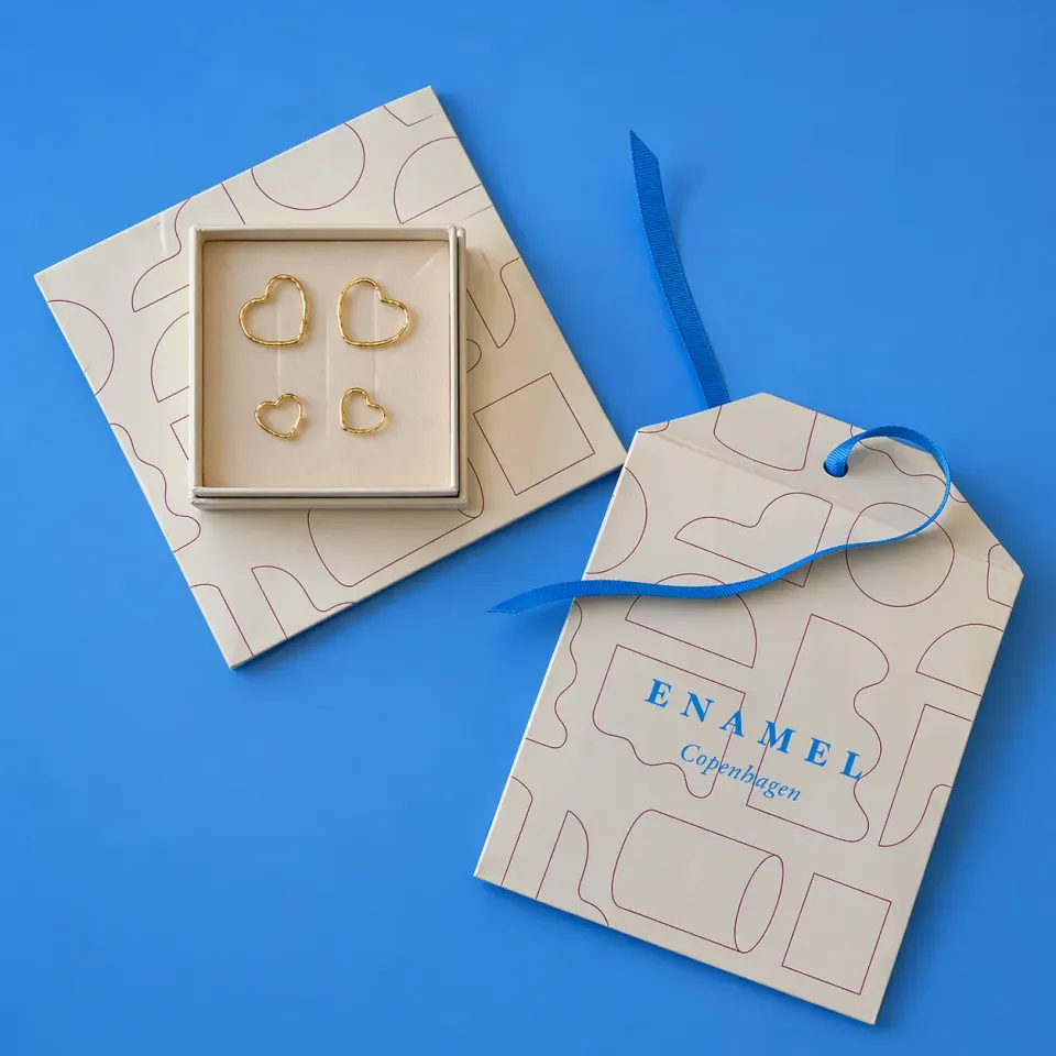 ENAMEL Copenhagen Organic Heart Duo hoops gavesett gull