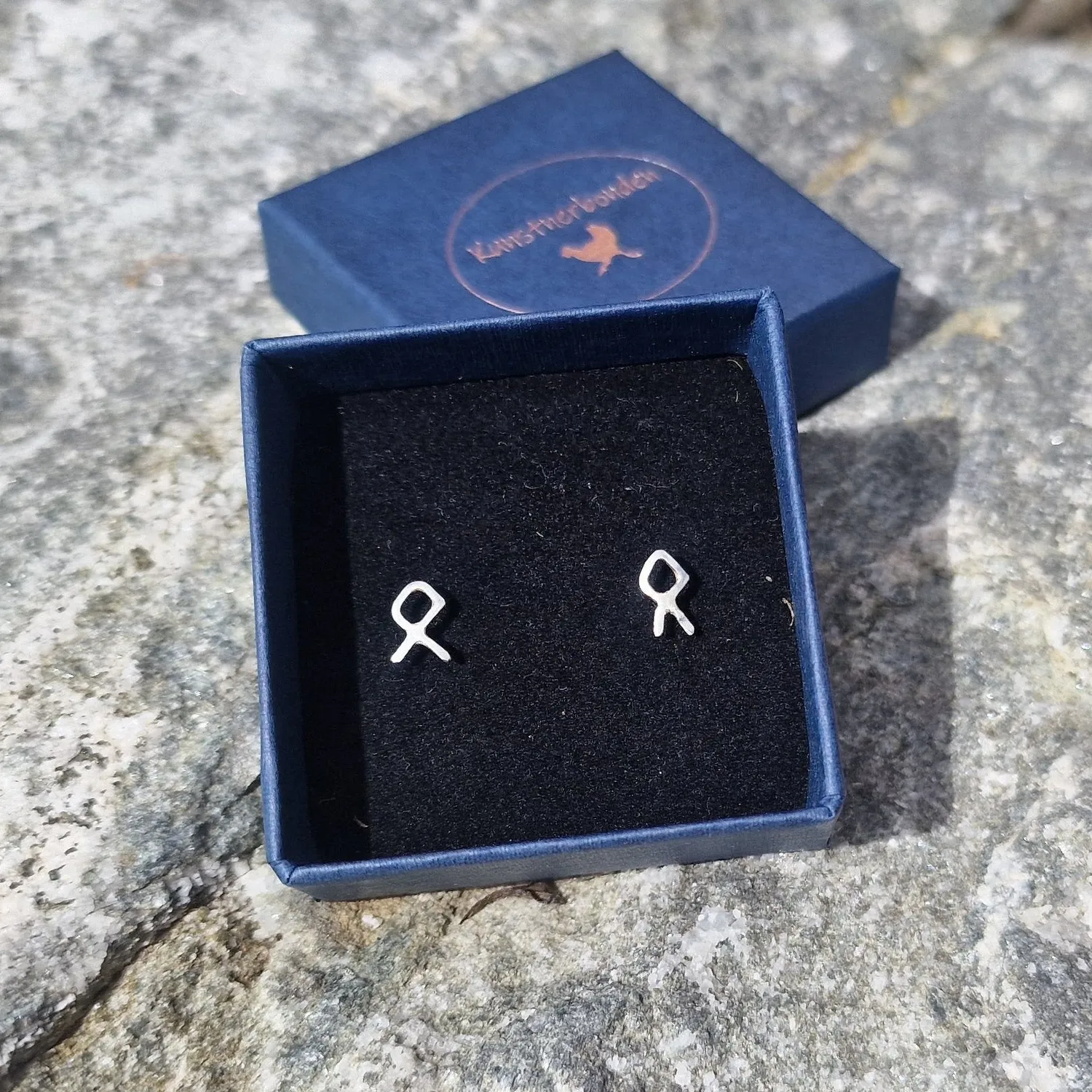 Kunstnerbonden Othila ørestift sølv rune O