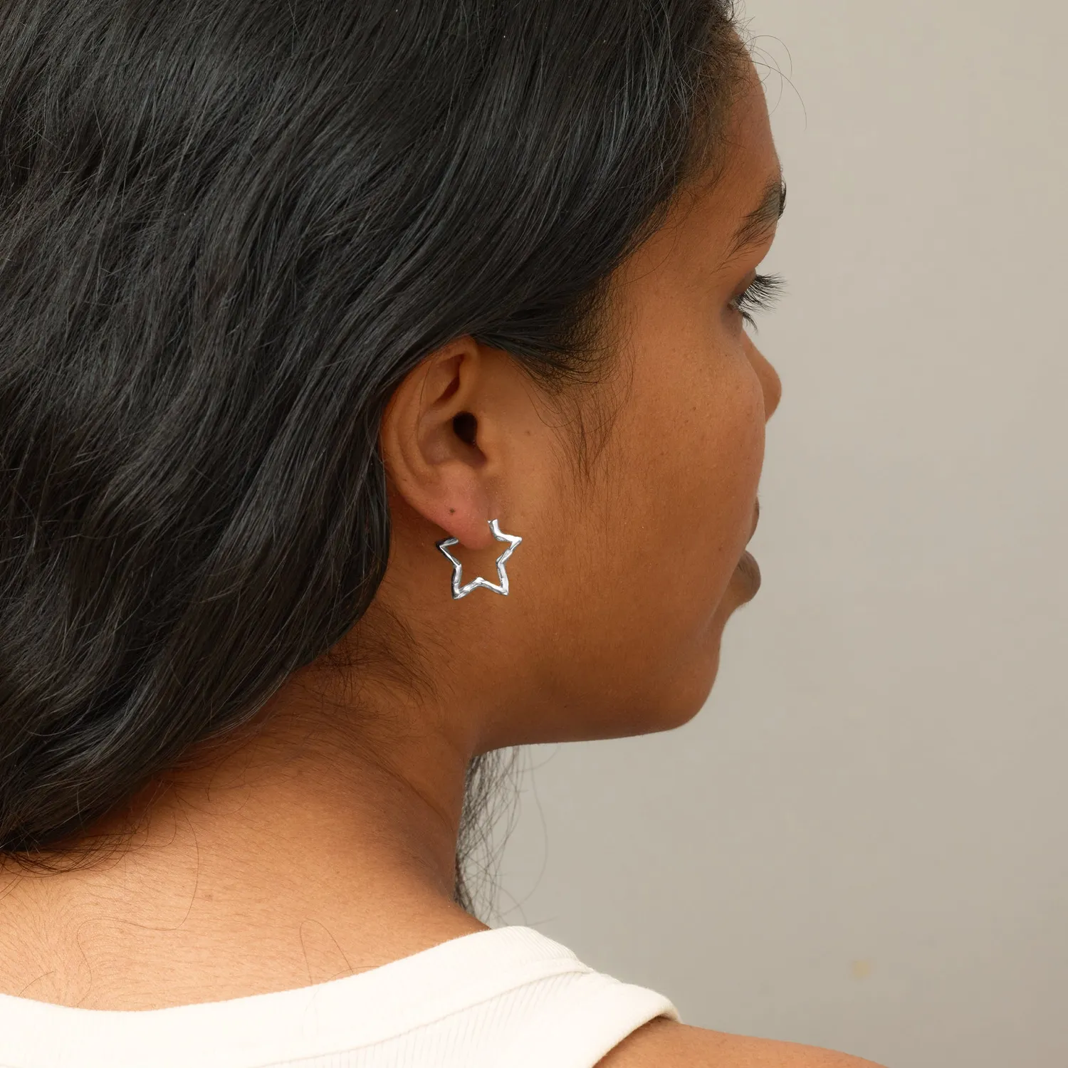 Enamel Organic Star Medium øredobber sølv 22 mm