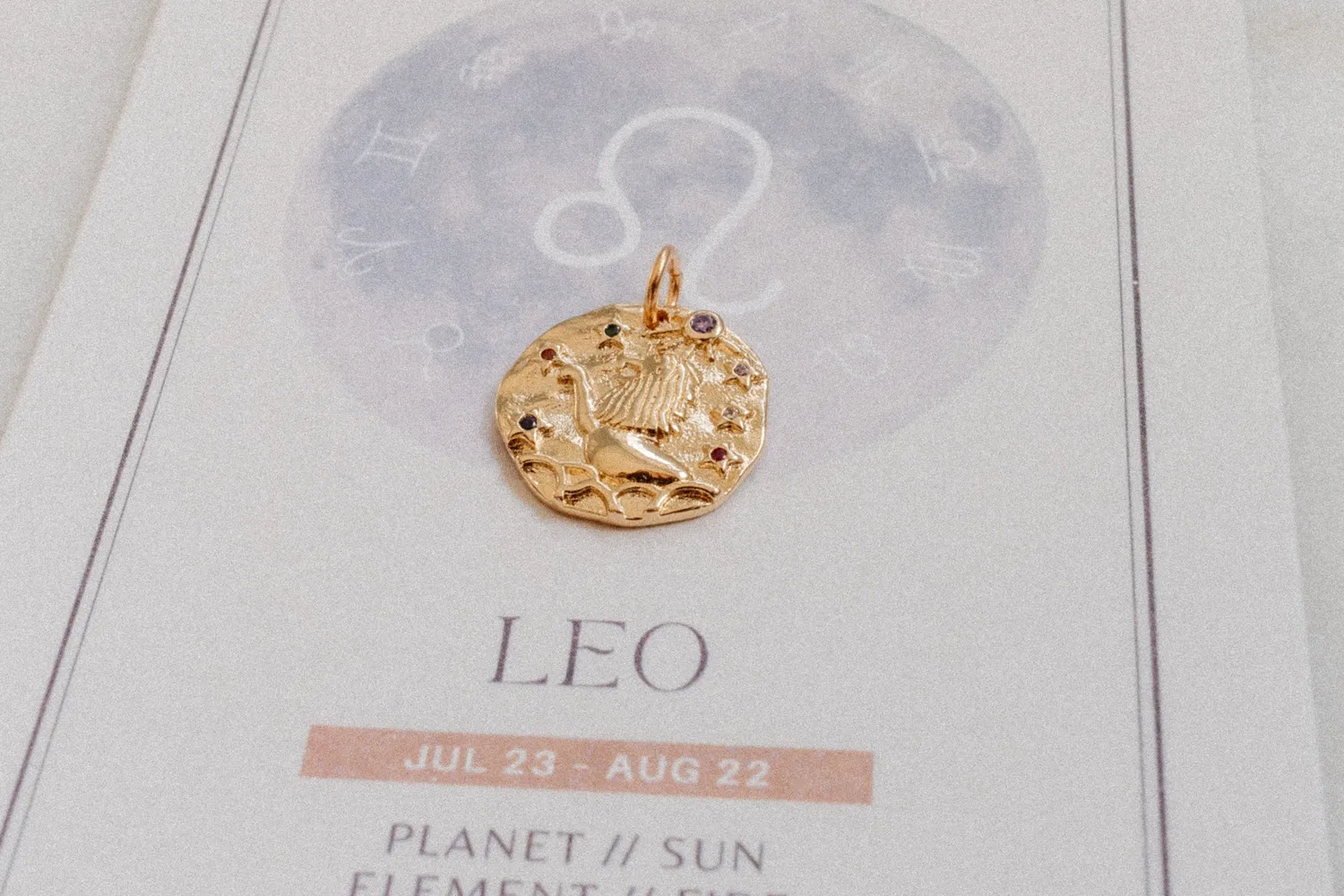 Eremis Leo charm stjernetegn løve 15 mm