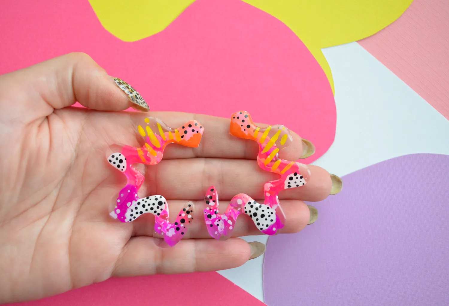 BooandBooFactory Squiggle Doodle øredobber oransje rosa