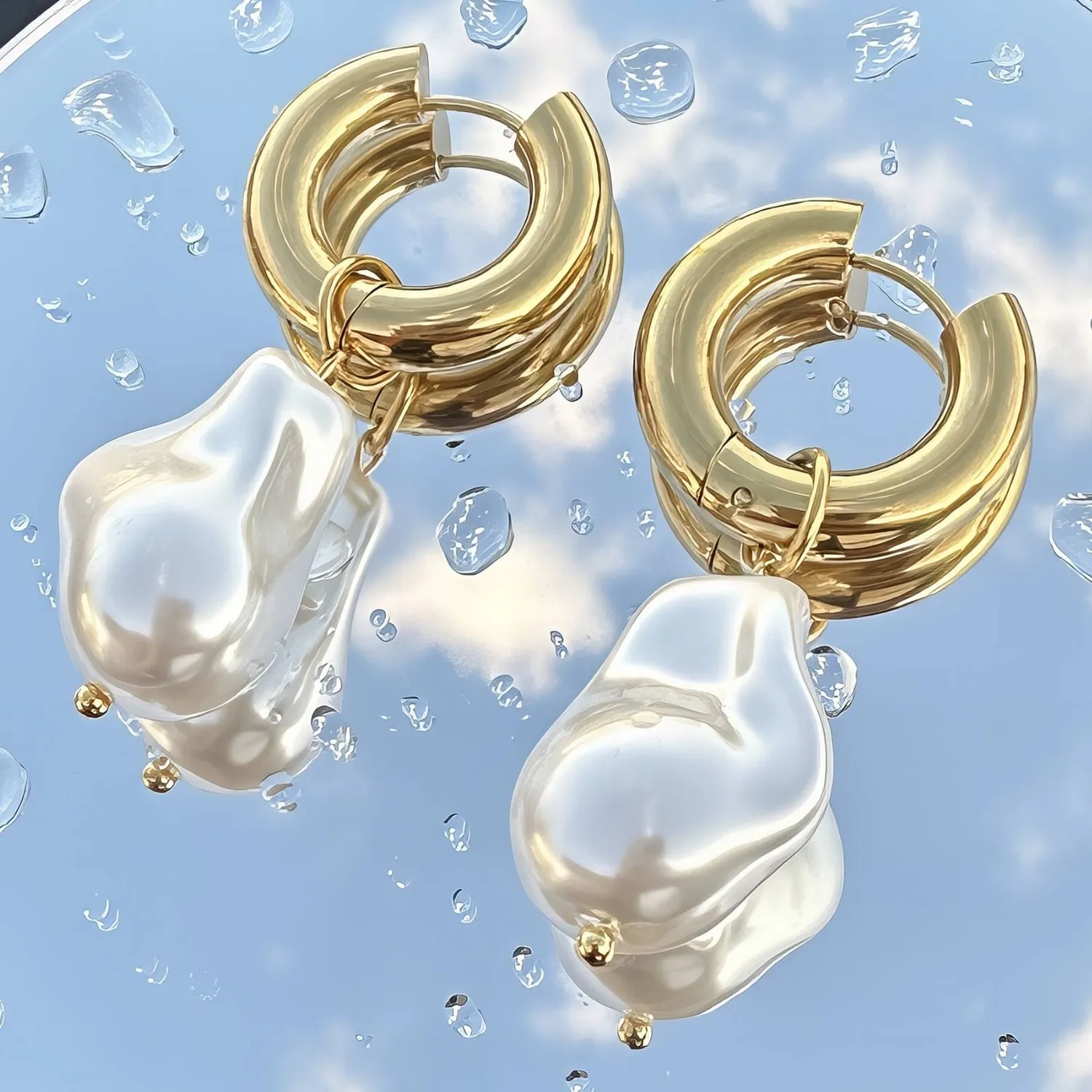 Mea Nani Isla Pearl Hoops øredobber gull perle