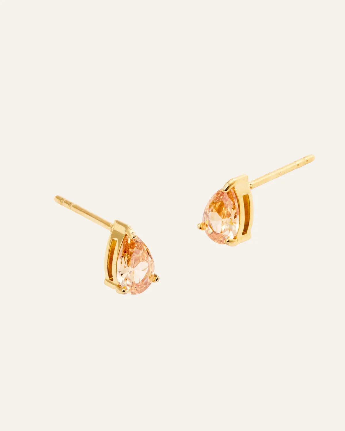 Mockberg Belle Champagne øredobber medium 6x4 mm