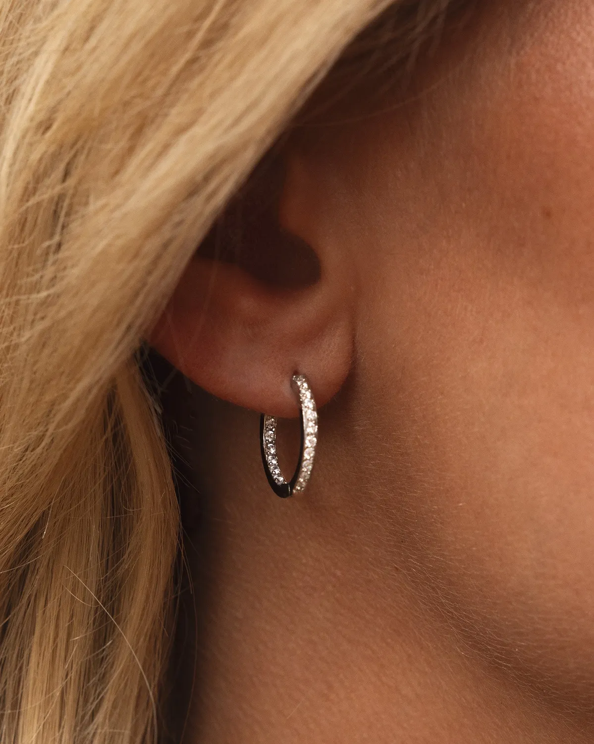 Mockberg Sparkle Medium Hoops øreringer sølv 16 mm