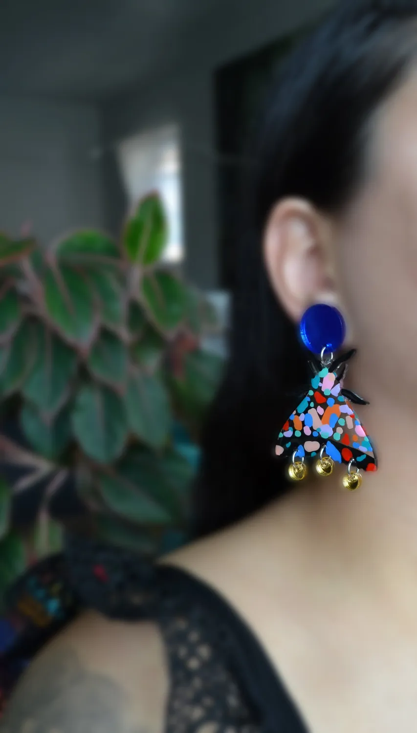 BooandBooFactory Terrazzo Painted Pattern Moth Butterfly Dangle øredobber