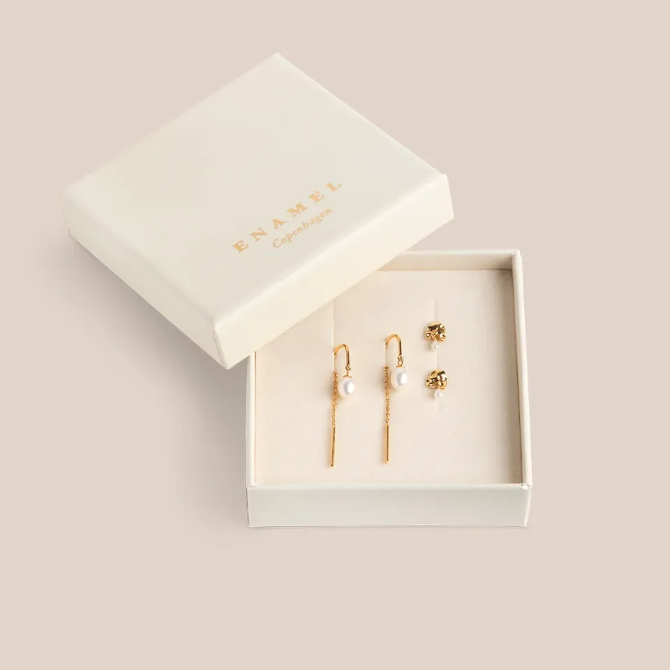 Enamel Classic Pearl gavesett øreringer gull